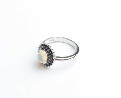 SILVER RING