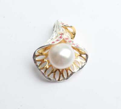 SILVER PENDANT