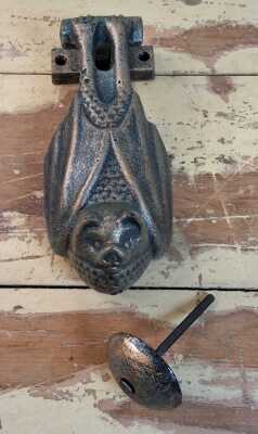 DOOR KNOCKER