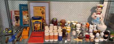 ASSORTED HOMEWARES