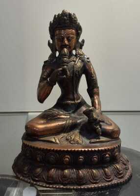BUDDHA FIGURE