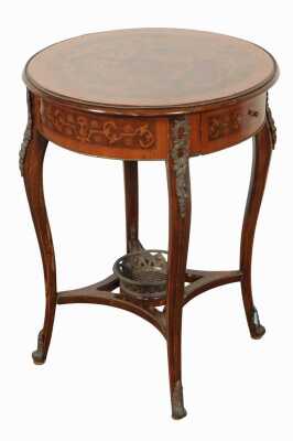 PEDESTAL TABLE
