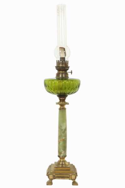 BANQUET LAMP