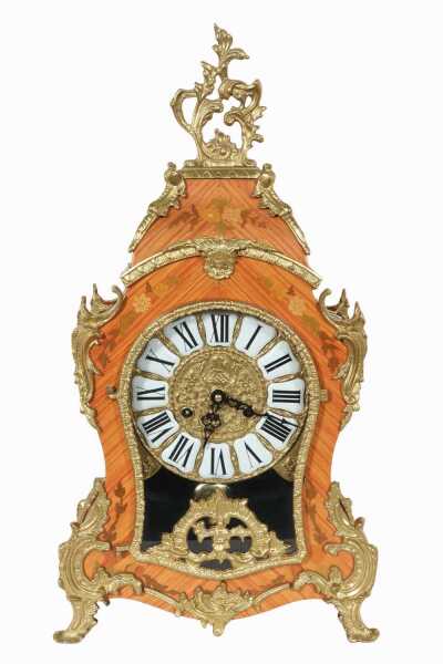 MANTEL CLOCK