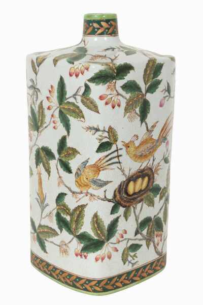 CHINESE VASE