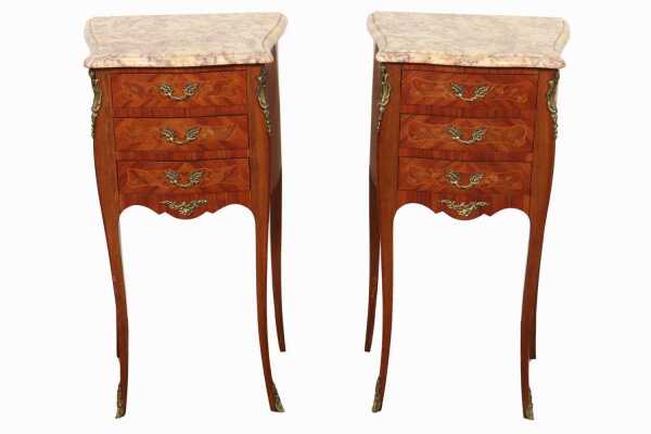 PAIR OF BEDSIDE DRAWERS