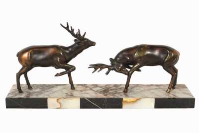 MANTEL ORNAMENT