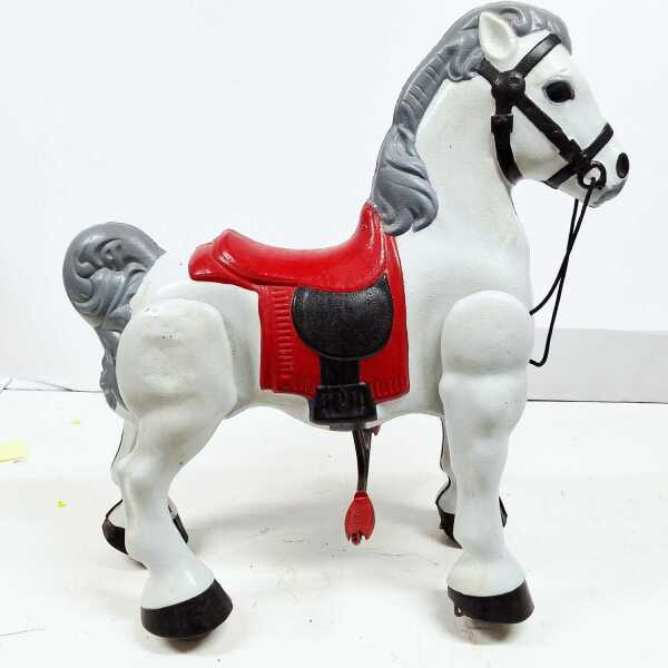 TOY HORSE