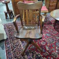 OFFICE CHAIR