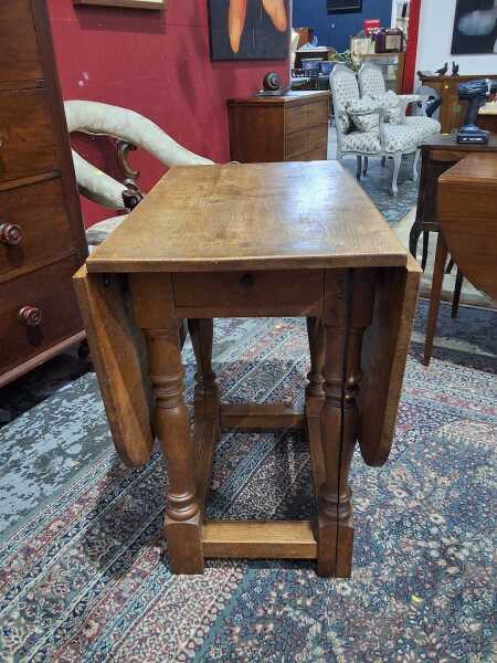 DROPSIDE TABLE