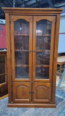 DISPLAY CABINET