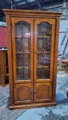 DISPLAY CABINET