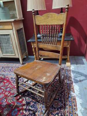 ROCKING CHAIR
