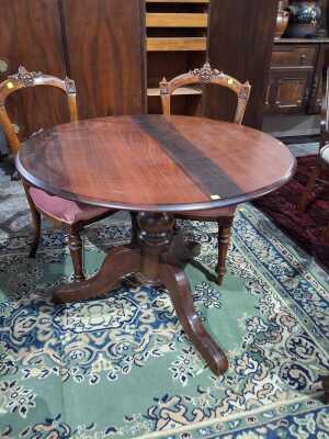 KITCHEN TABLE