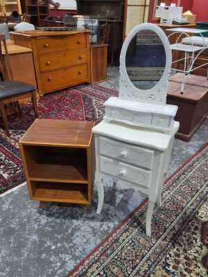 BEDSIDES AND MIRROR
