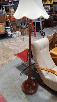 STANDARD LAMP