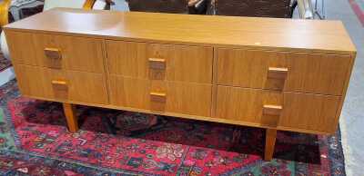 SIDEBOARD