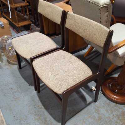 DINING CHAIRS