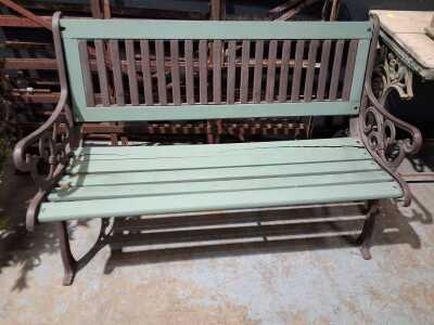 GARDEN BENCH