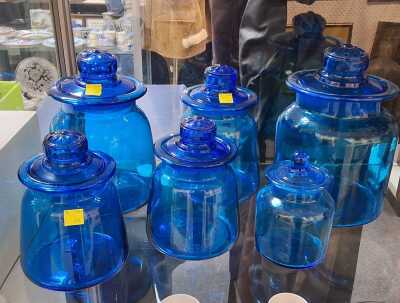 BLUE GLASS