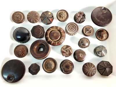 RADIO KNOBS