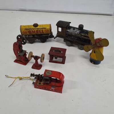 TOYS