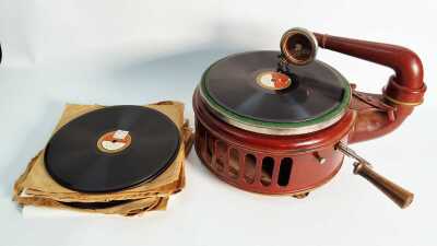 GRAMOPHONE