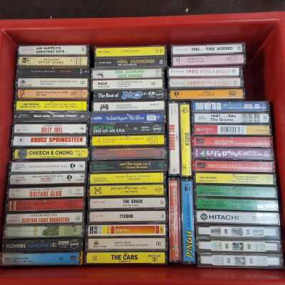 CASSETTES