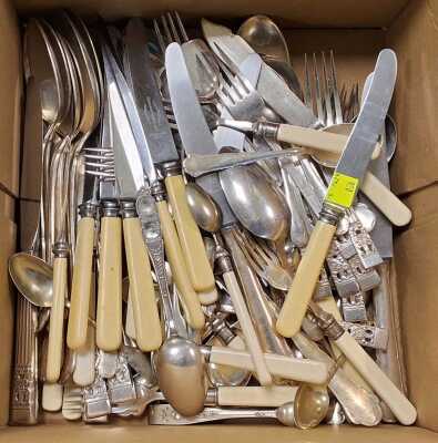 SILVERPLATE CUTLERY