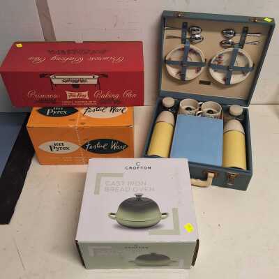 RETRO SERVING WARE