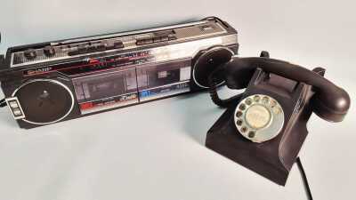 RADIO & TELEPHONE