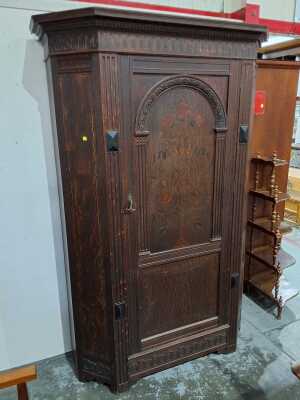 ARMOIRE