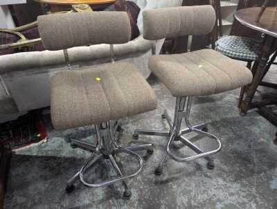BAR STOOLS