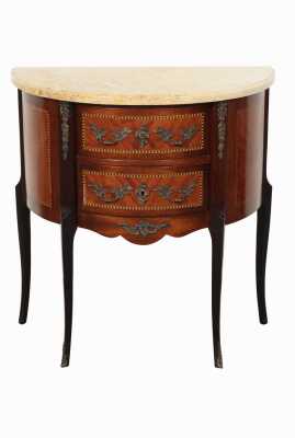 PETITE COMMODE