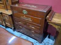 CAMPHORWOOD CHEST