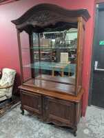 DISPLAY CABINET