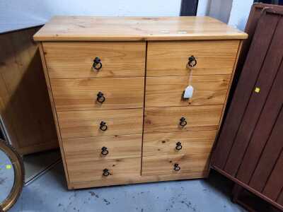 CHEST OF DRAWERS