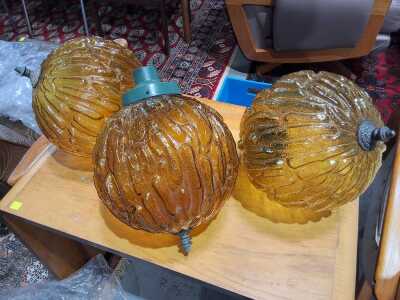OUTDOOR LAMPS