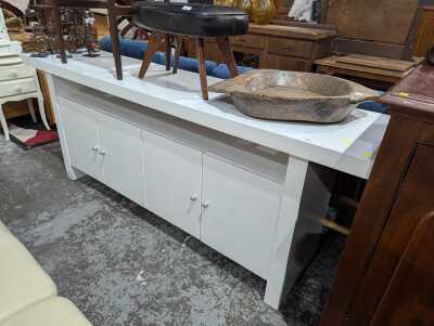 SIDEBOARD