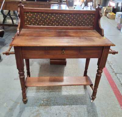 WASH STAND
