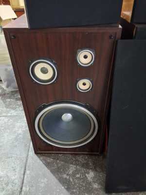 STEREO SPEAKERS