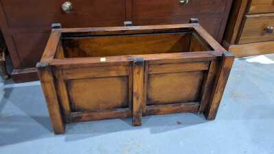 PLANTER