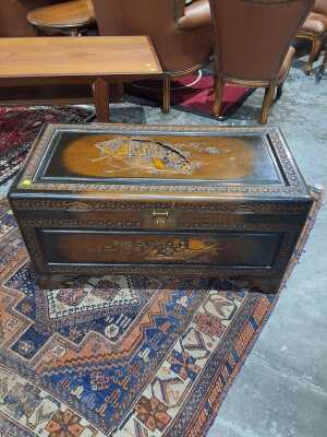CAMPHORWOOD TRUNK