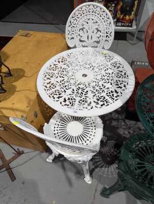 OUTDOOR SETTING