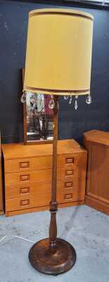 STANDARD LAMP