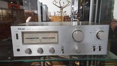 STEREO AMPLIFIER