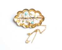 GOLD BROOCH