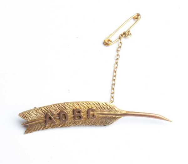 GOLD BROOCH