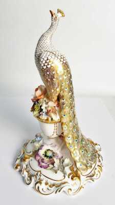 ROYAL CROWN DERBY