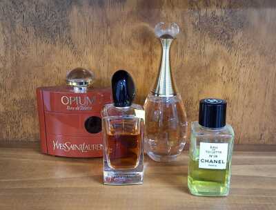 WOMEN'S PERFUMES
